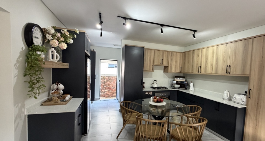 3 Bedroom Property for Sale in Baillie Park North West